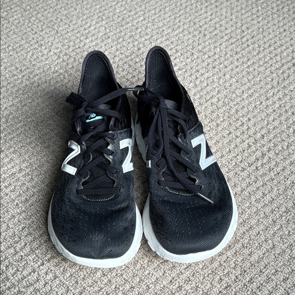 New Balance Black Sneakers